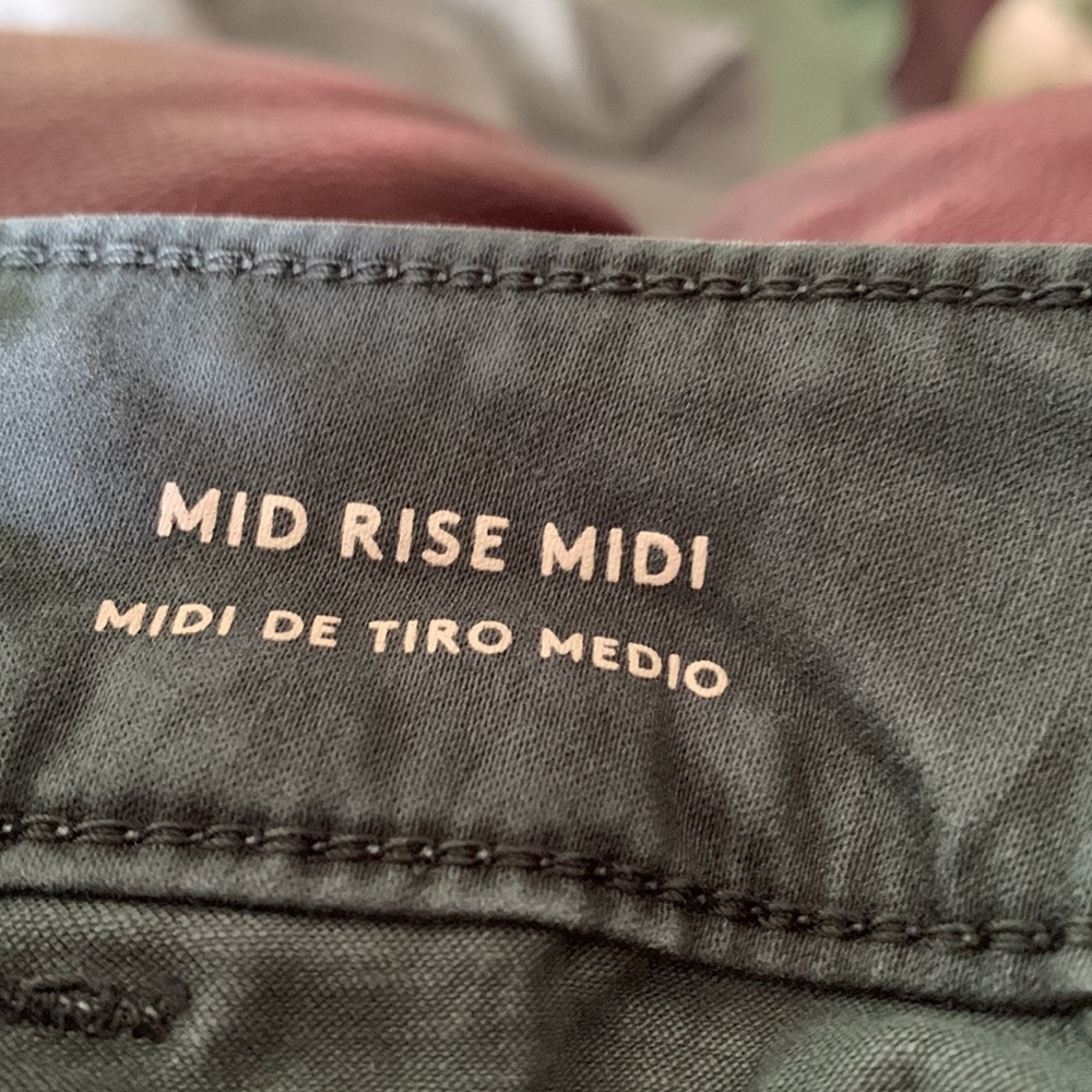 Universal Thread Shorts - Picture 6 of 8